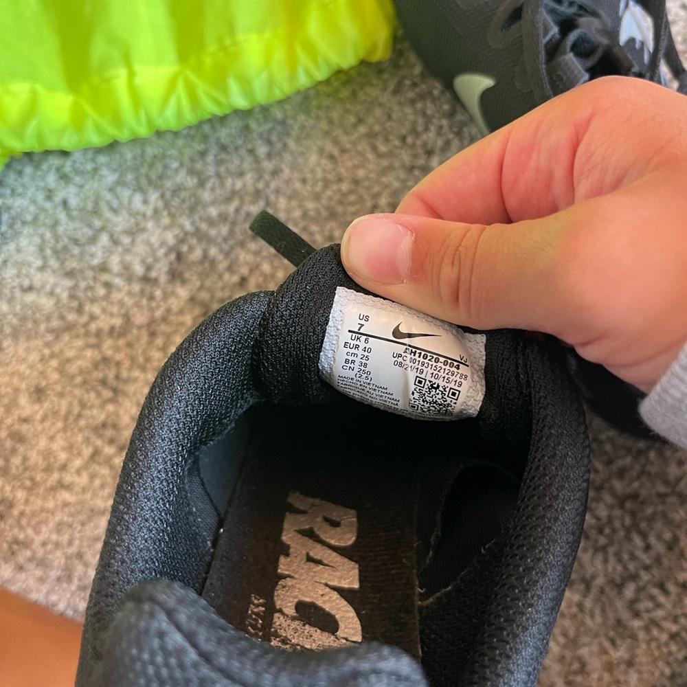 Track Shoes - Picture 3 of 3